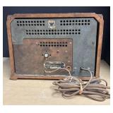 LLR - Vintage Art Deco Style Crosley Table Radio Model: 173 LLR - Vintage Art Deco Style Crosley Table Radio Model: 173