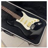 O - Fender Squier II Stratocaster - Black Electric Guitar w/ Case & Cable O - Fender Squier II Stratocaster - Black Electric Guitar w/ Case & Cable