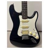 O - Fender Squier II Stratocaster - Black Electric Guitar w/ Case & Cable O - Fender Squier II Stratocaster - Black Electric Guitar w/ Case & Cable