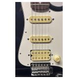 O - Fender Squier II Stratocaster - Black Electric Guitar w/ Case & Cable O - Fender Squier II Stratocaster - Black Electric Guitar w/ Case & Cable