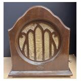 LLR - Vintage Bremer Tully Art Deco Radio LLR - Vintage Bremer Tully Art Deco Radio