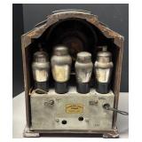 RR - Vintage Jackson-Bell Peter Pan Cathedral Radio RR - Vintage Jackson-Bell Peter Pan Cathedral Radio