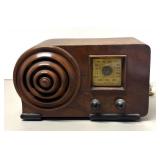 RR - Vintage Emerson AX212 'Bullseye' Moderne Radio with Vintage Walnut Wood Cabinet RR - Vintage Emerson AX212 'Bullseye' Moderne Radio with Vintage Walnut Wood Cabinet
