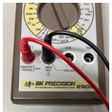 RR - BK Precision 2905 Digital Multimeter RR - BK Precision 2905 Digital Multimeter