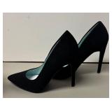 RR - New Black High Heel Pumps - Size 10 RR - New Black High Heel Pumps - Size 10