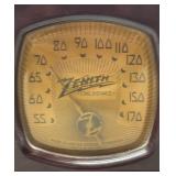 RR - Zenith Beehive Bakelite Art Deco Tube Radio Model: SR312 RR - Zenith Beehive Bakelite Art Deco Tube Radio Model: SR312