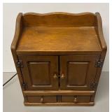 O - Vintage Spice Chest Radio by Guild Model: 484 O - Vintage Spice Chest Radio by Guild Model: 484