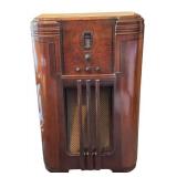 DR - Vintage Philco Floor Radio Model 16 DR - Vintage Philco Floor Radio Model 16