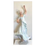 DR - Vintage Schaubach Korst Porcelain Figurine DR - Vintage Schaubach Korst Porcelain Figurine