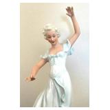 DR - Vintage Schaubach Korst Porcelain Figurine DR - Vintage Schaubach Korst Porcelain Figurine