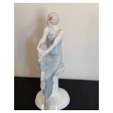 DR - Royal Doulton Reflections Flirtation HN 3071 Figurine DR - Royal Doulton Reflections Flirtation HN 3071 Figurine
