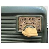 BR - Silvertone Vintage Radio BR - Silvertone Vintage Radio
