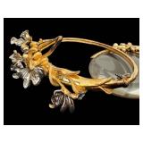 DR - Bracelet With 3.25-In Magnifying Glass - Vintage Floral Gold-Tone DR - Bracelet With 3.25-In Magnifying Glass - Vintage Floral Gold-Tone