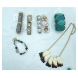 Jewelry Lot: Fashion Jewelry Bracelets