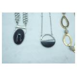 Jewelry Lot: Fashion Jewelry Necklaces