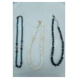 Jewelry Lot: Fashion Jewelry Necklaces & Necklace and Earring Set