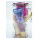 NEW Bodycology Bathroom Set