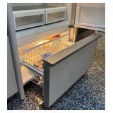 K - Sub-Zero 550 Refrigerator/Freezer