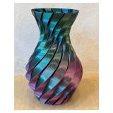 K - 3-D Printed Twisting Pillars Vase - Iridescent Gradient