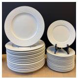 DR - Oneida Casual Settings Basketweave Stoneware Dinnerware Set - 81 Pieces