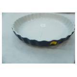 Stoneware Pie Plate. Microwave Safe, Oven Safe, Freezer Safe