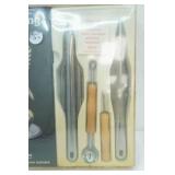 Melon Garnishing Kit. With full color photos and step by step instructions