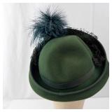 Draper Exclusive Green Felt Hat with Feather & Veil - Size 7 1/8