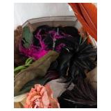 Creatology Feather & Flower Craft Kit & Vintage Assorted Feathers & Flowers for Hats
