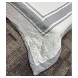 Comforter - Gray & White King