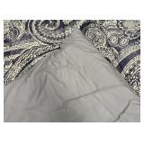 Harbor House Queen Duvet with Insert & 2 Pillow Shams - Navy Ivory Paisley Pattern