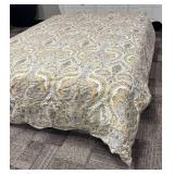 Queen Comforter - Paisley Pattern