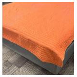 Room Essentials Twin Bedspread With Sham - Orange Quilted