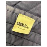 Room Essentials Queen Bedspread - Lavender Quilted