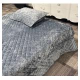 Threshold King Size Bedspread & Pillow Sham - Gray Velvet Quilted