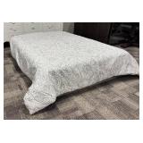 Gray & White Paisley Queen Comforter