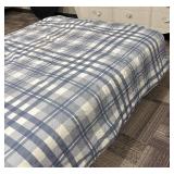 Tommy Hilfiger Queen Comforter