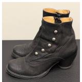 John Fluevog Black Leather Ankle Boots - Size 7.5