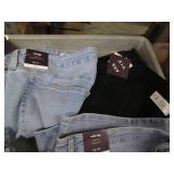 4 Pairs of ladies size 26 pants...