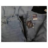 4 Pairs of ladies size 26 pants...