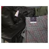 4 Pairs of ladies size 20 pants...