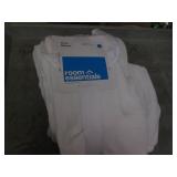 Room essentials plush blanket...