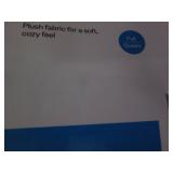 Room essentials plush blanket...