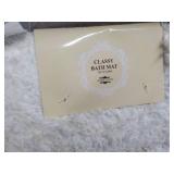 Classy Contour Bath Mat 20 x 20"...