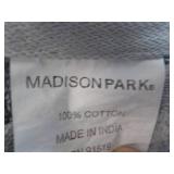 6 Madison Park Washcloths...