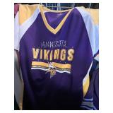 Minnesota Vikings Jersey Majestic XL; Assorted Tops & Hats & Charter Club MicroLux Bedding