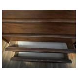 Lane Furniture 5-Drawer Dresser Chest - Wood Finish Altavista VA