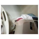 SCOTTEVEST Red Vest - Size L & Assorted Winter Jackets & Caps