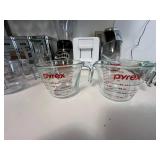 Oster Blender 12-Speed With Tea, Flour & Sugar Canisters, Pyrex Cups, Toaster & Ice Crusher/Coffee Grinder