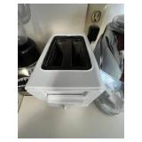 Oster Blender 12-Speed With Tea, Flour & Sugar Canisters, Pyrex Cups, Toaster & Ice Crusher/Coffee Grinder