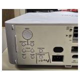 HITACHI |  CP-WU8440 3LCD Projector